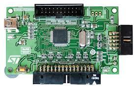 STM32-based USB-to-serial interface bridge consisting of a configurable 10-pin and 30-pin interface. - Tuotekuva